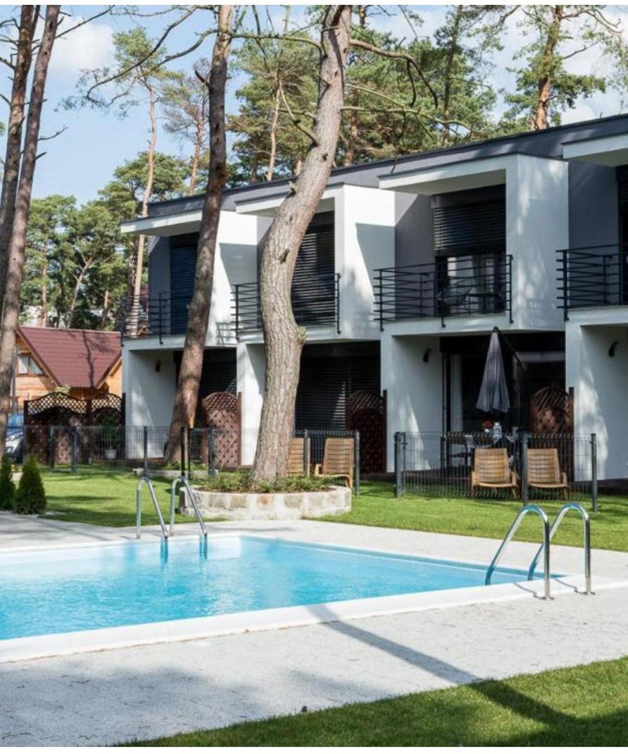 Prestige House Apartament - 2 Sypialnie Z Ogrodkiem I Basenem Pobierowo Exteriör bild