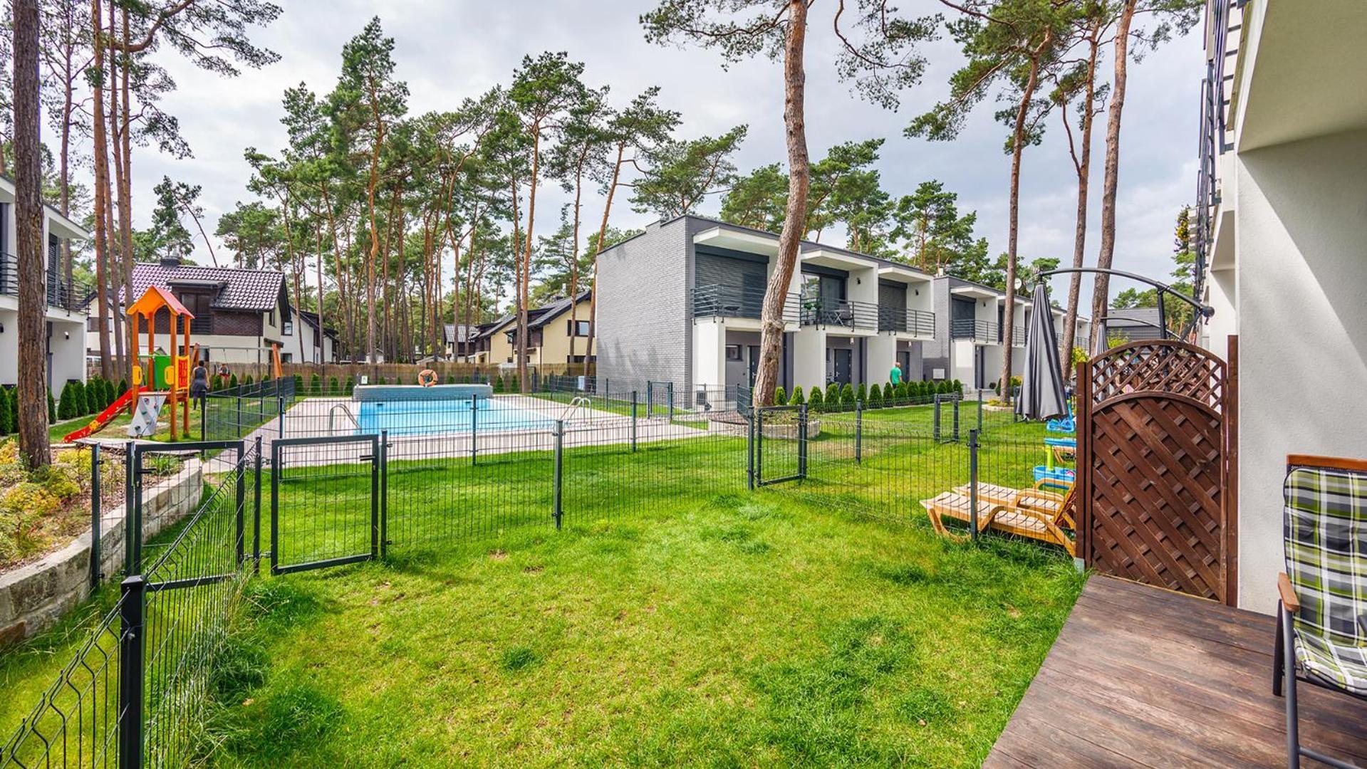 Prestige House Apartament - 2 Sypialnie Z Ogrodkiem I Basenem Pobierowo Exteriör bild